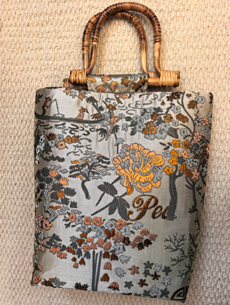 Garden‑Lands Earth‑Element Square Bucket Handbag